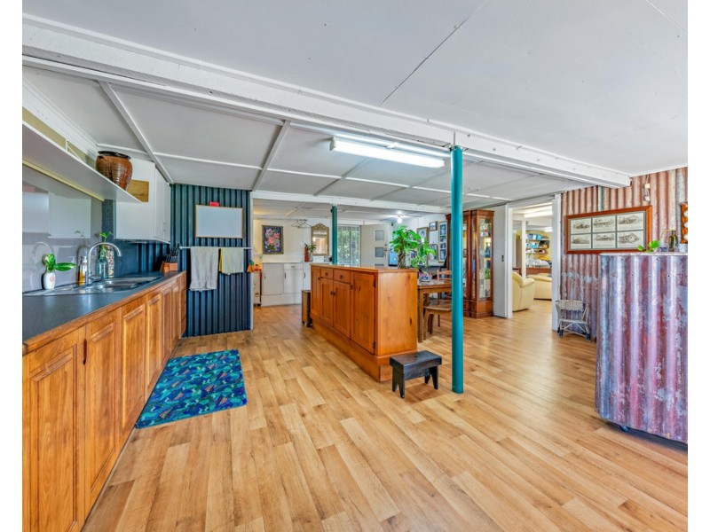 86 Glen Isla Road, Glen Isla QLD 4800