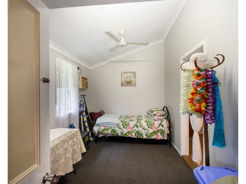 9 Bundesen Avenue, Midge Point QLD 4799