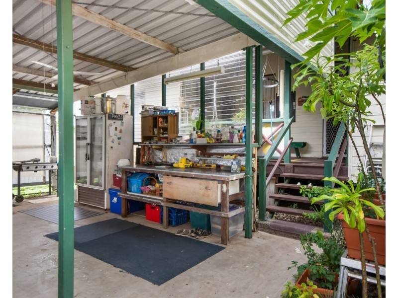 9 Bundesen Avenue, Midge Point QLD 4799