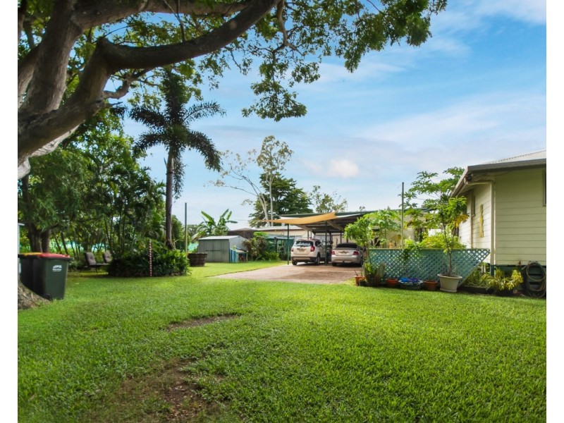 9 Bundesen Avenue, Midge Point QLD 4799