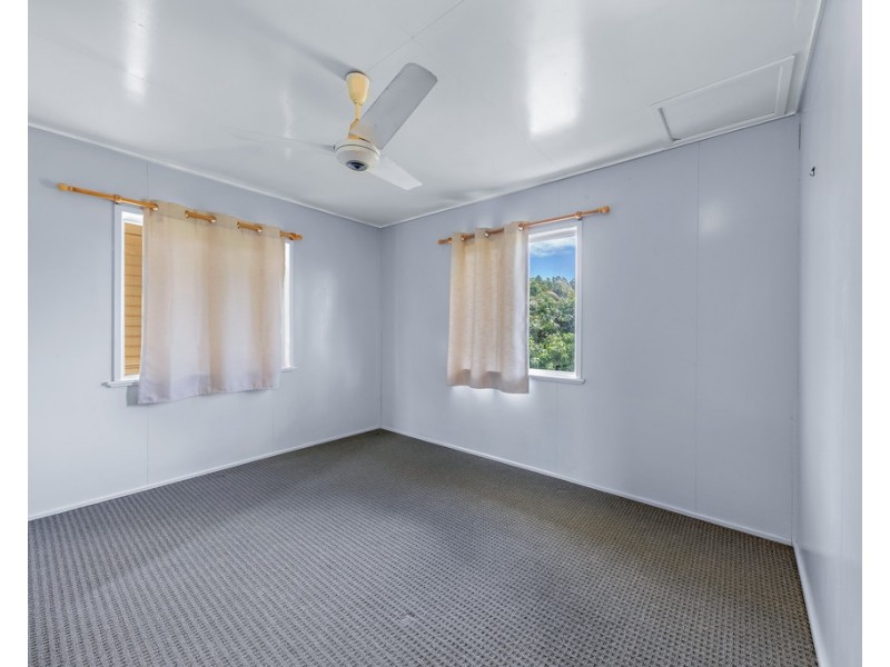 20 Shannon Street, Midge Point QLD 4799