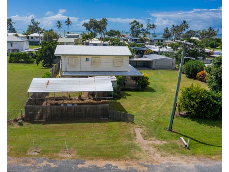 20 Shannon Street, Midge Point QLD 4799