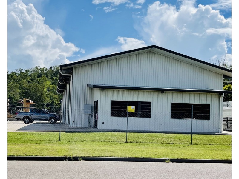 1/31 Carlo Drive, Cannonvale QLD 4802