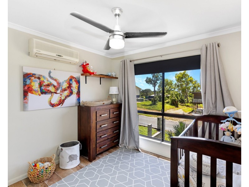 6 Roseric Crescent, Hideaway Bay QLD 4800