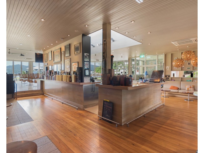 9/303 Shute Harbour Road, Airlie Beach QLD 4802