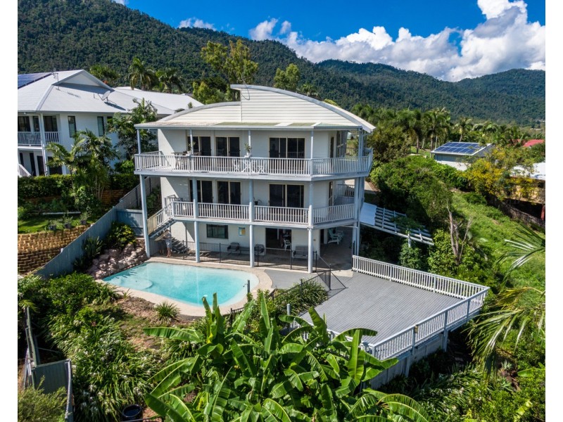 44 Country Road, Cannonvale QLD 4802