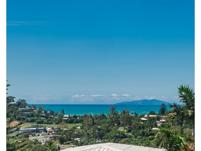 44 Country Road, Cannonvale QLD 4802