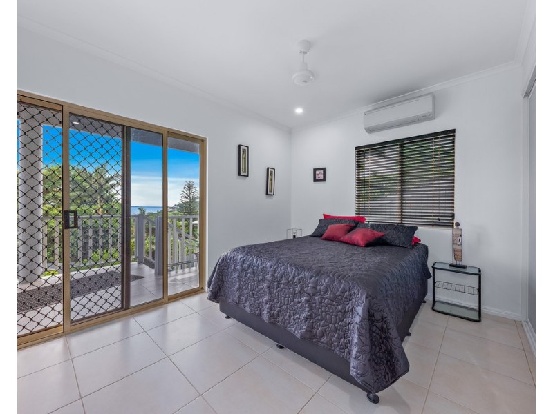 44 Country Road, Cannonvale QLD 4802