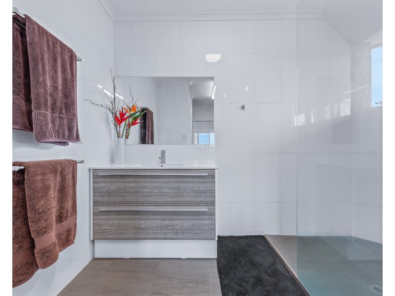 44 Country Road, Cannonvale QLD 4802