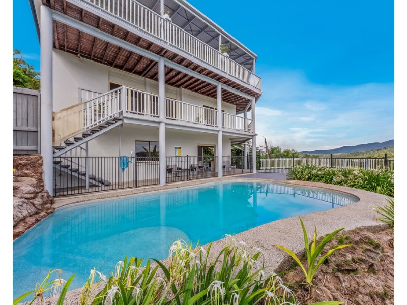 44 Country Road, Cannonvale QLD 4802