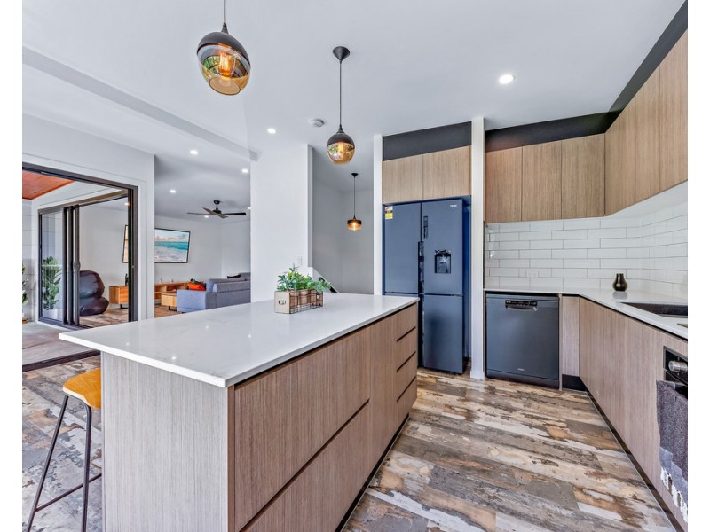 9 Flame Tree Court, Airlie Beach QLD 4802