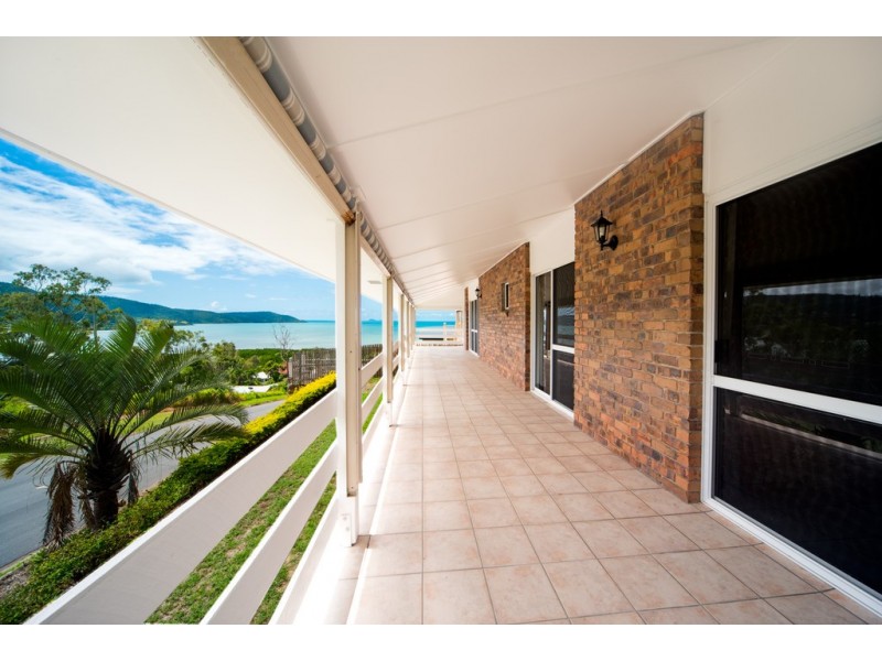 28 Macarthur Drive, Cannonvale QLD 4802