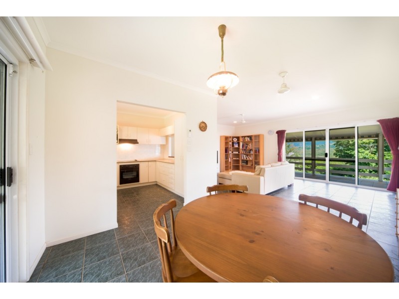 28 Macarthur Drive, Cannonvale QLD 4802