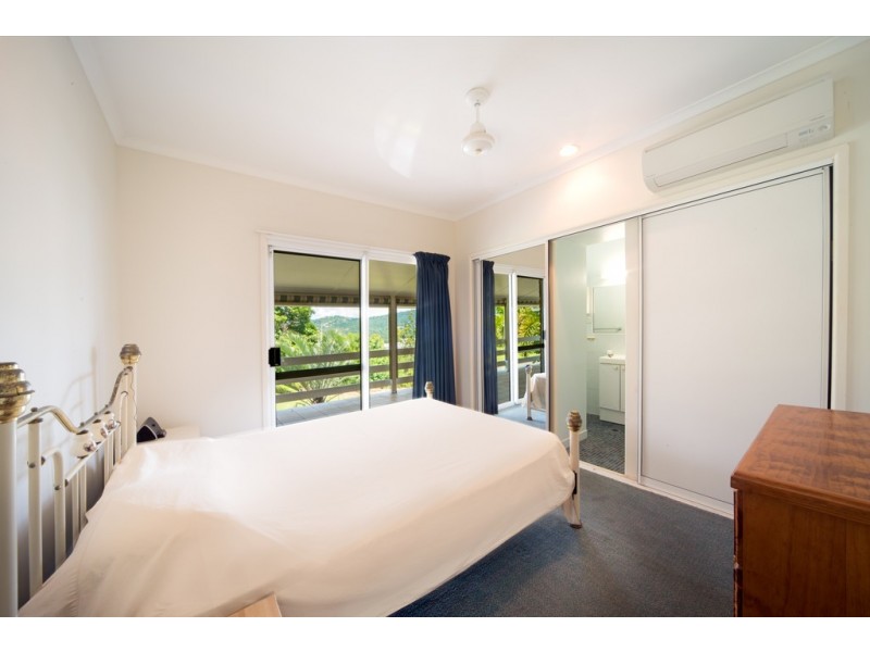28 Macarthur Drive, Cannonvale QLD 4802