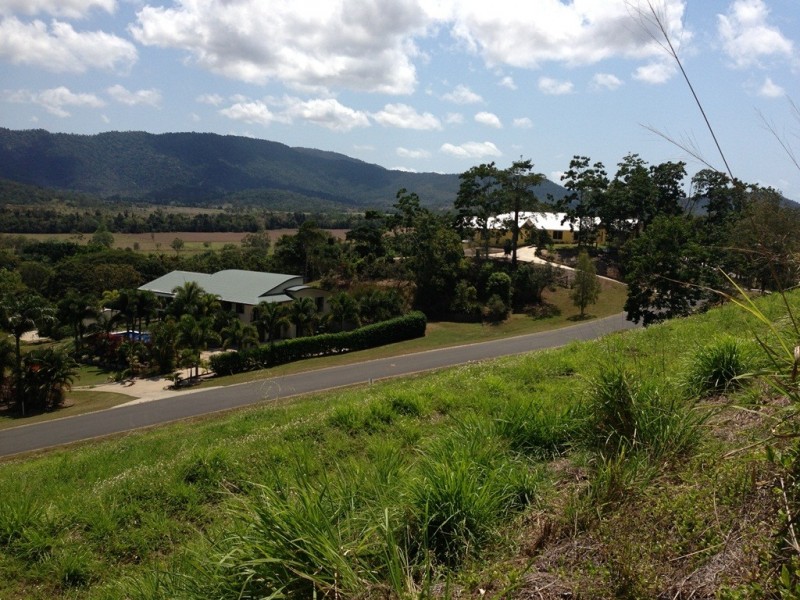 11 Kookaburra Drive, Riordanvale QLD 4800