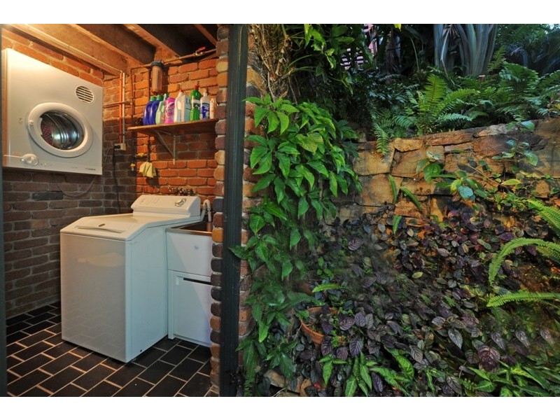 1 Stewart Drive, Cannonvale QLD 4802