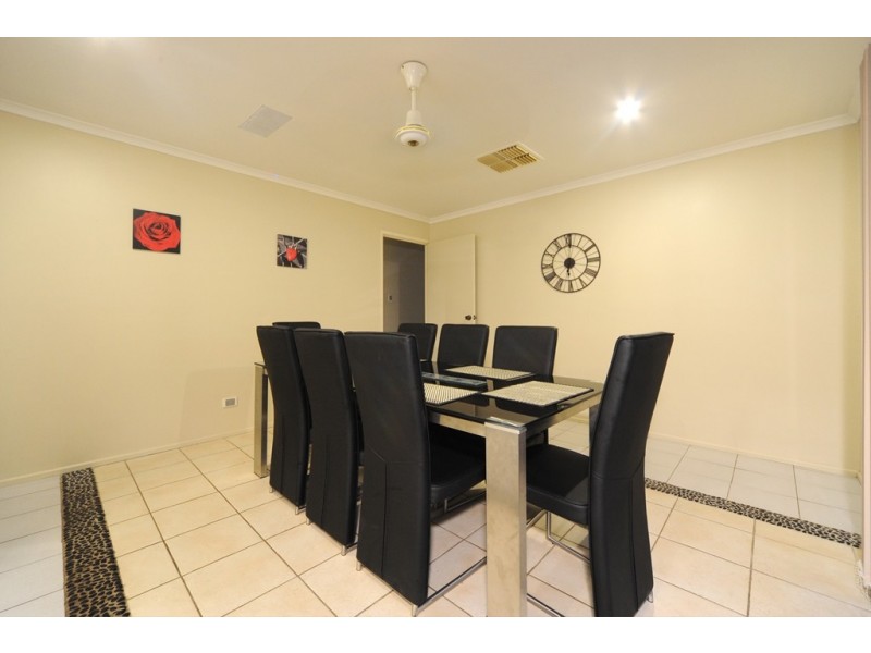 1 Alice Court, Cannonvale QLD 4802