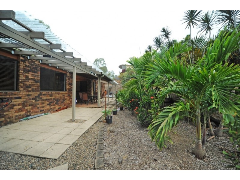 1 Alice Court, Cannonvale QLD 4802