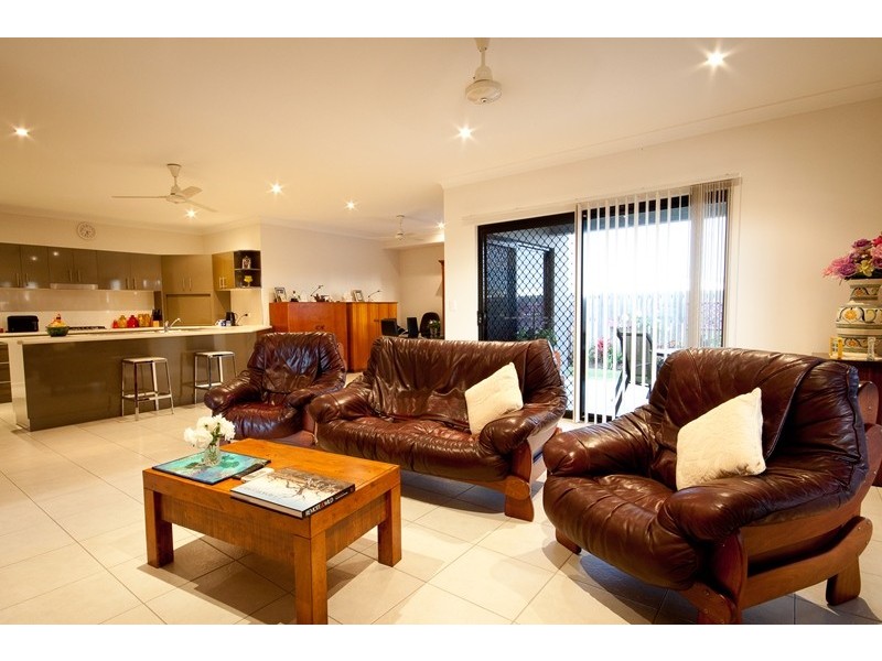 6 Blue Gum Street, Proserpine QLD 4800