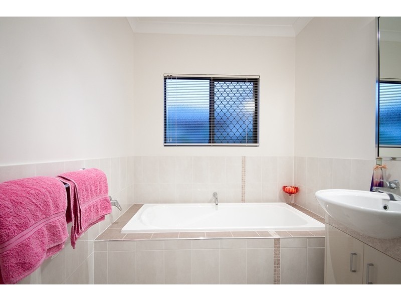 6 Blue Gum Street, Proserpine QLD 4800