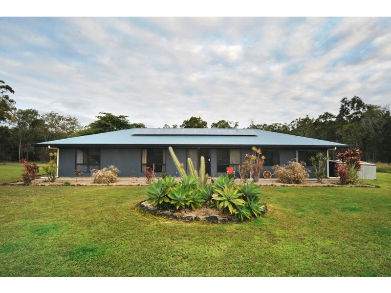 4 Leeder Road, Preston QLD 4800
