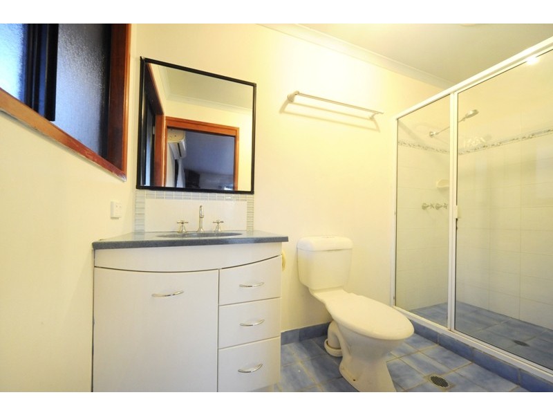 4 Leeder Road, Preston QLD 4800