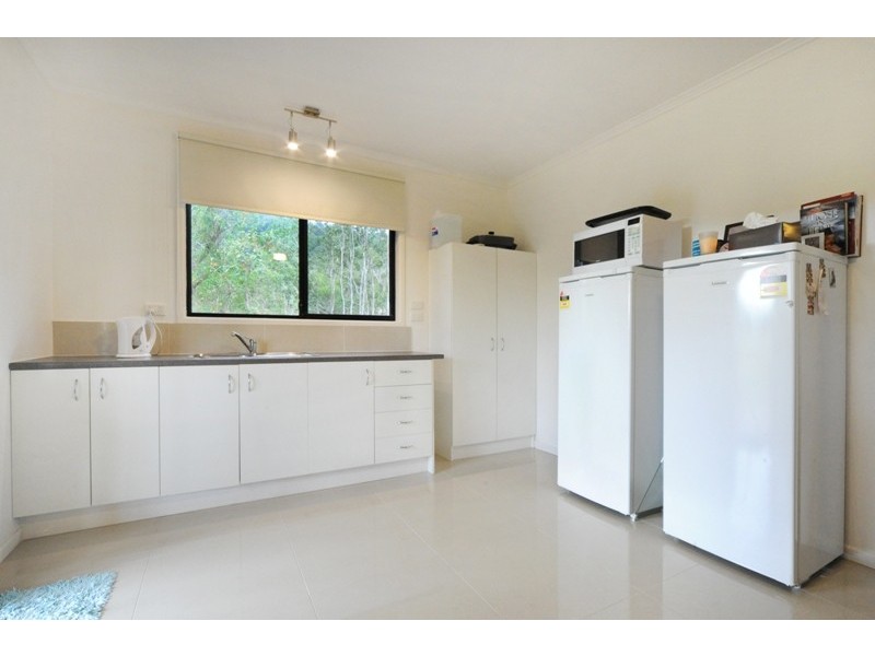 4 Leeder Road, Preston QLD 4800