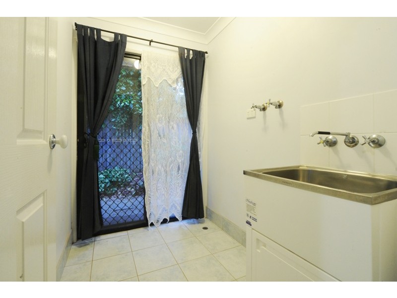 17 Banksia Court, Cannonvale QLD 4802
