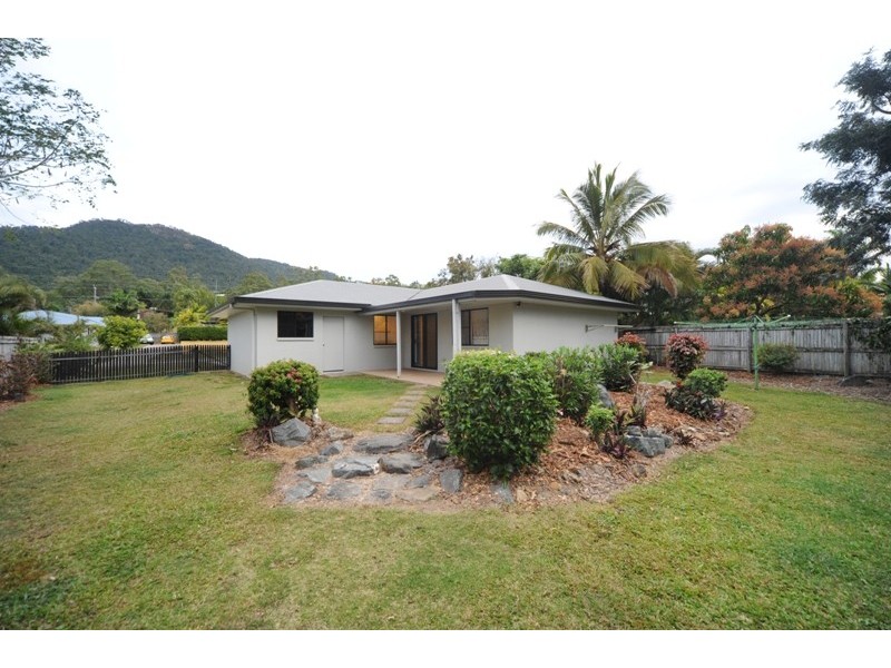 17 Banksia Court, Cannonvale QLD 4802