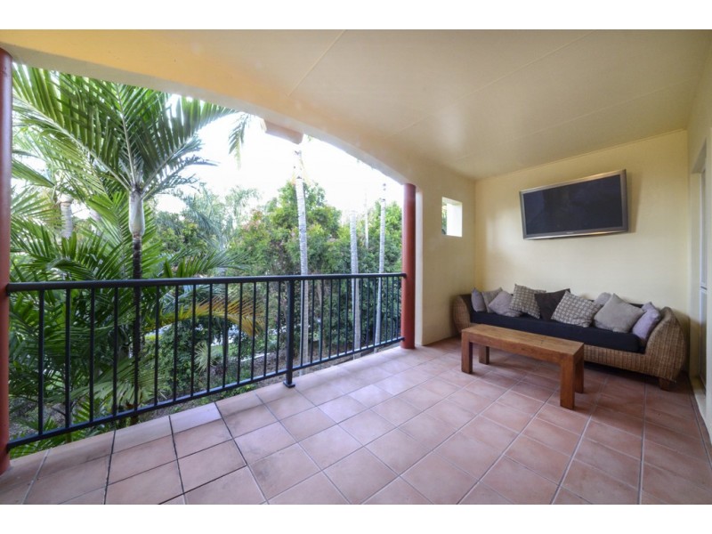 21/24 Island Drive, Cannonvale QLD 4802