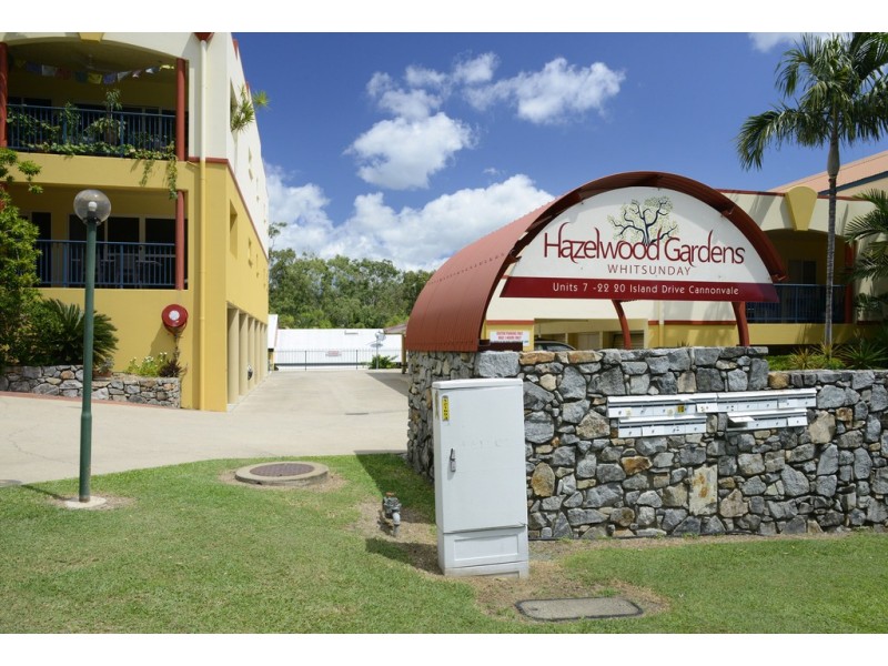 21/24 Island Drive, Cannonvale QLD 4802