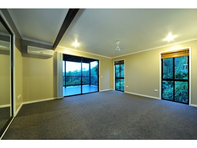 23 Panoramic Court, Cannonvale QLD 4802