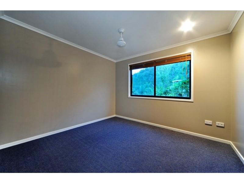 23 Panoramic Court, Cannonvale QLD 4802