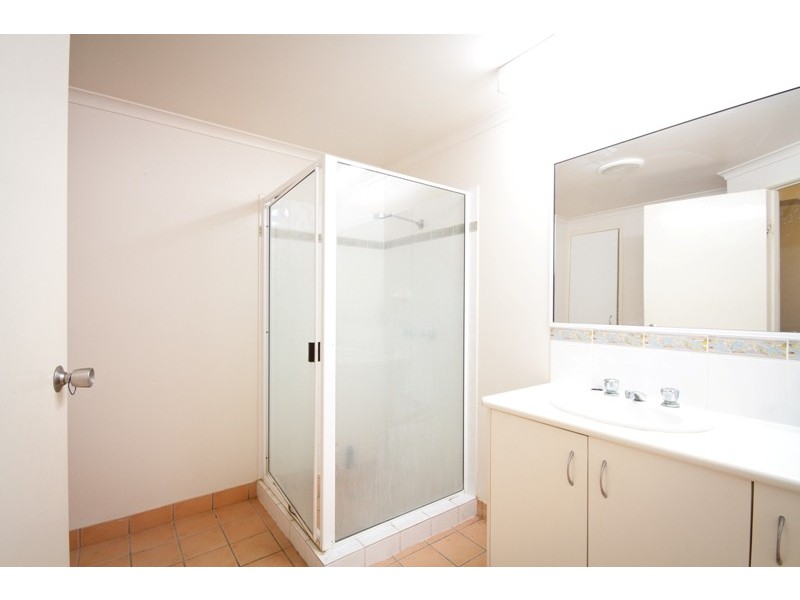 18/20 Island Drive, Cannonvale QLD 4802