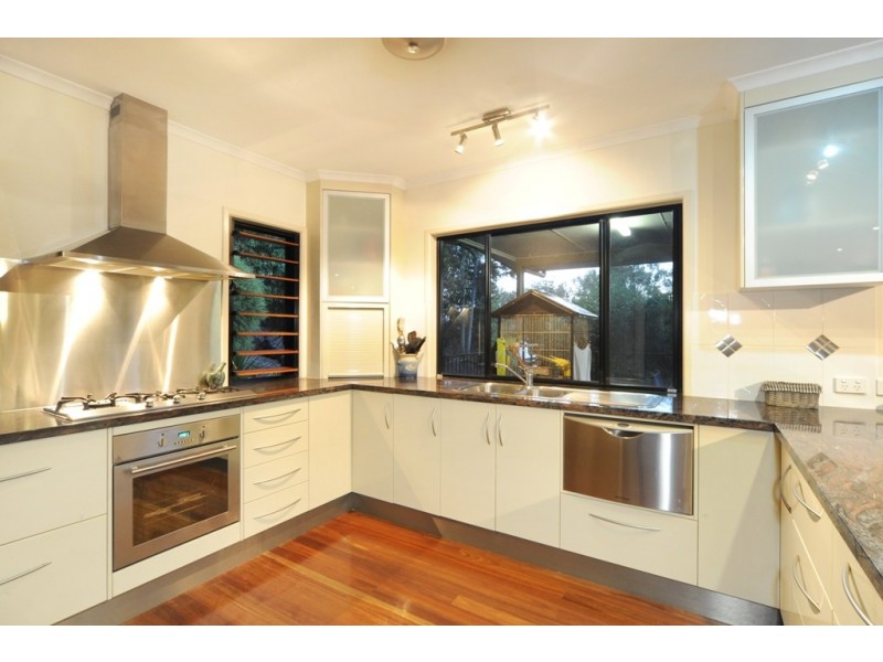 155 Kookaburra Drive, Cannonvale QLD 4802