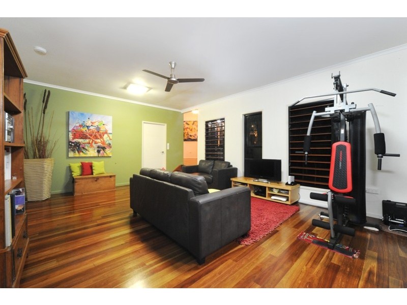 155 Kookaburra Drive, Cannonvale QLD 4802