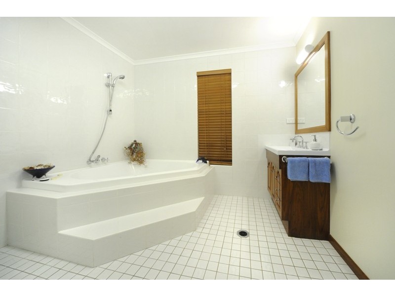 82 Staniland Drive, Strathdickie QLD 4800