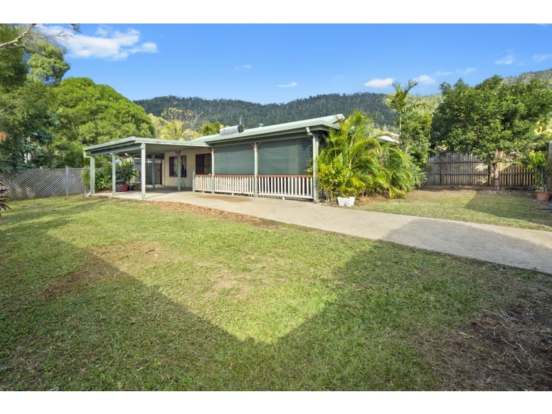 7 Solway Avenue, Cannonvale QLD 4802