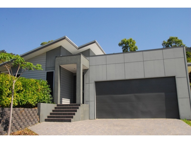 12 Armada Crescent, Jubilee Pocket QLD 4802