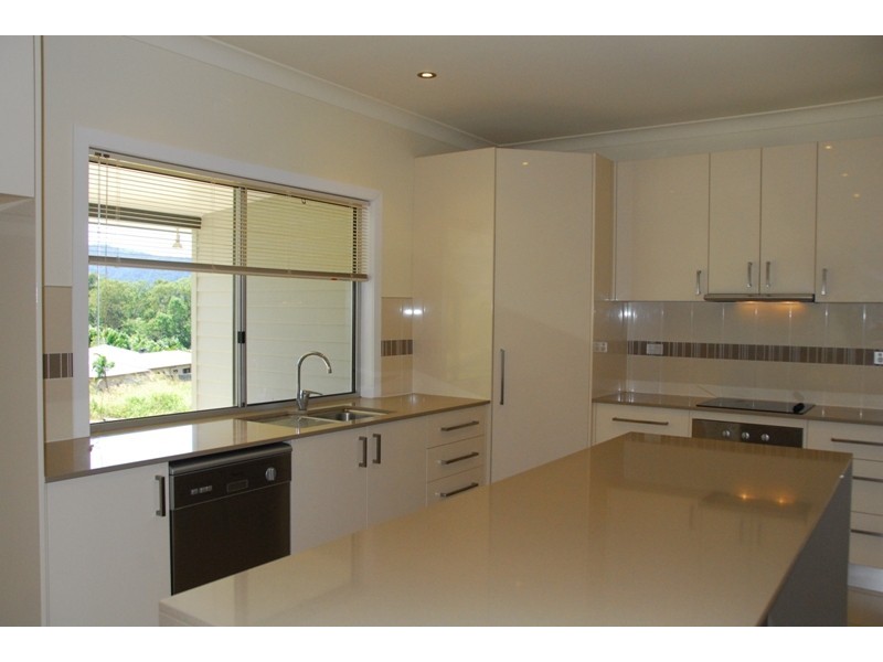 12 Armada Crescent, Jubilee Pocket QLD 4802