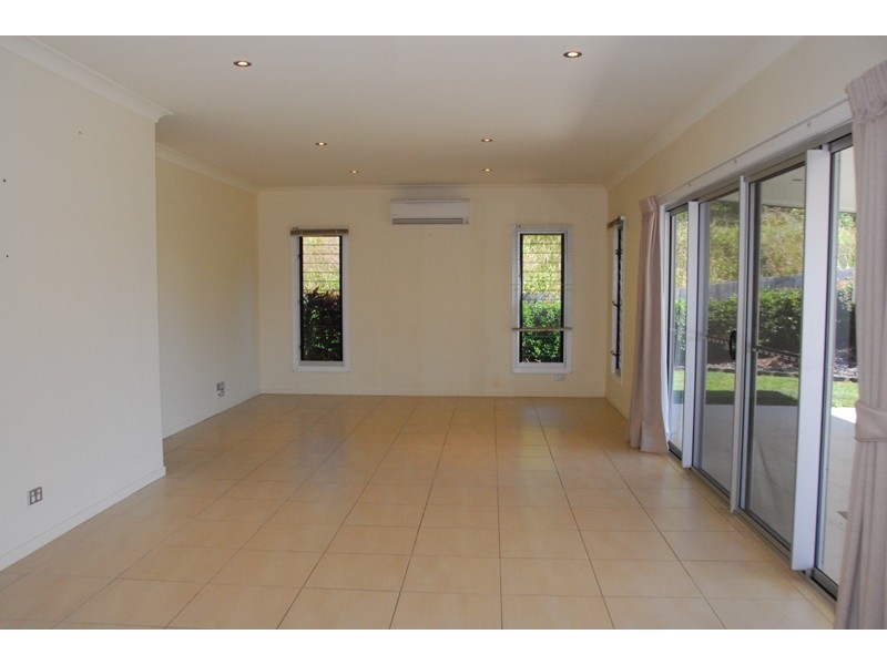 12 Armada Crescent, Jubilee Pocket QLD 4802