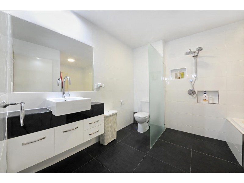 159/6 Eshelby Drive, Cannonvale QLD 4802