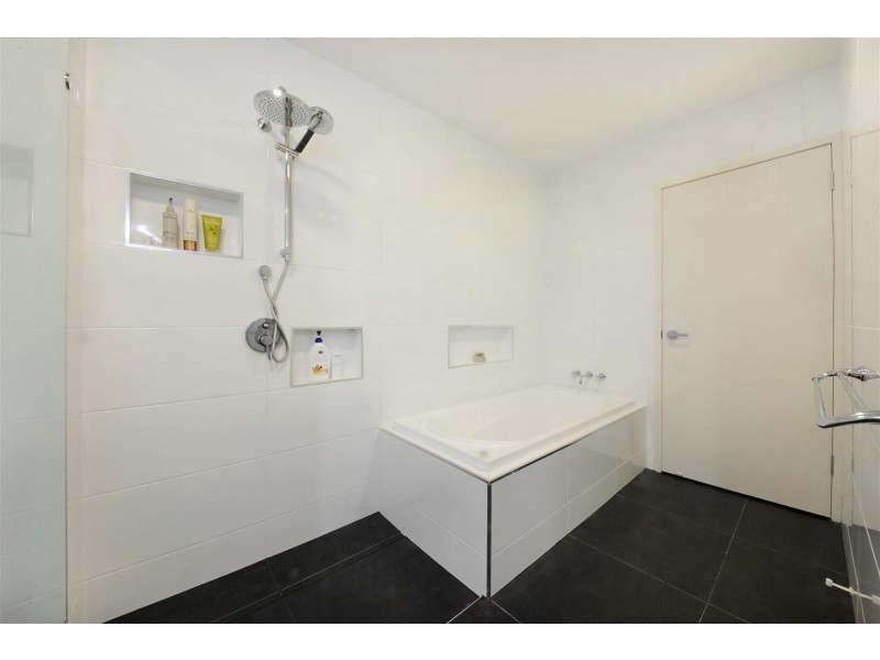 159/6 Eshelby Drive, Cannonvale QLD 4802