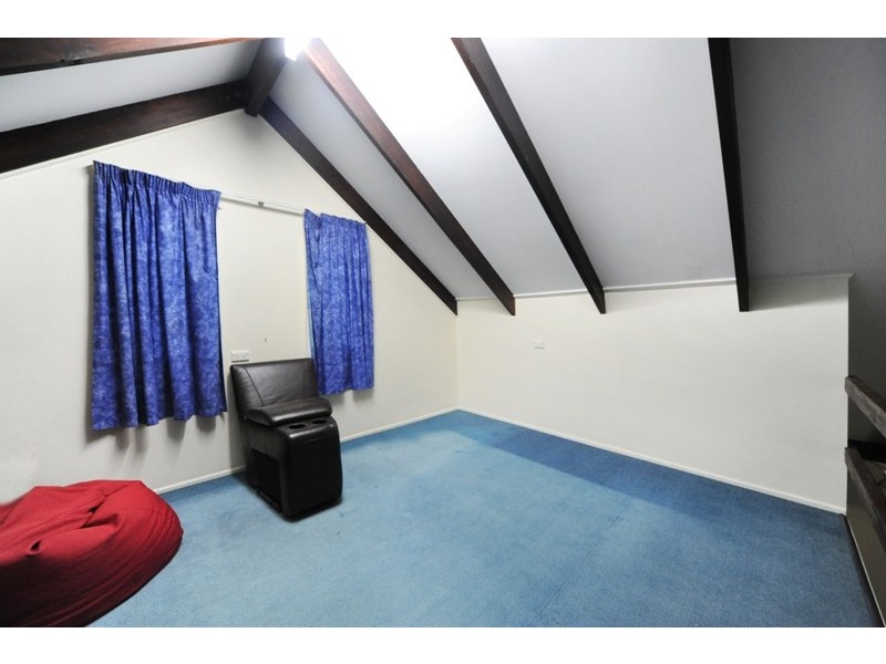 1 and 2/9 Maeva Street, Jubilee Pocket QLD 4802