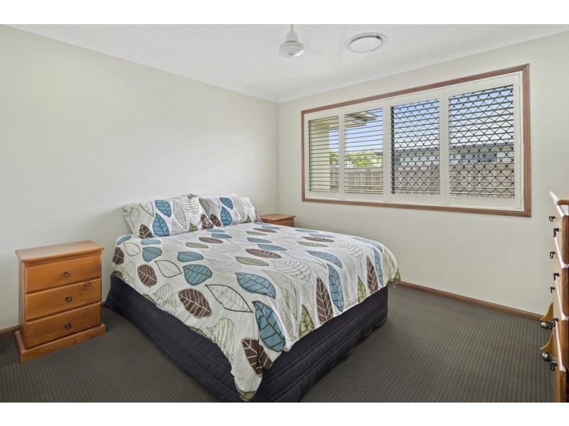 5 Henderson Street, Cannonvale QLD 4802