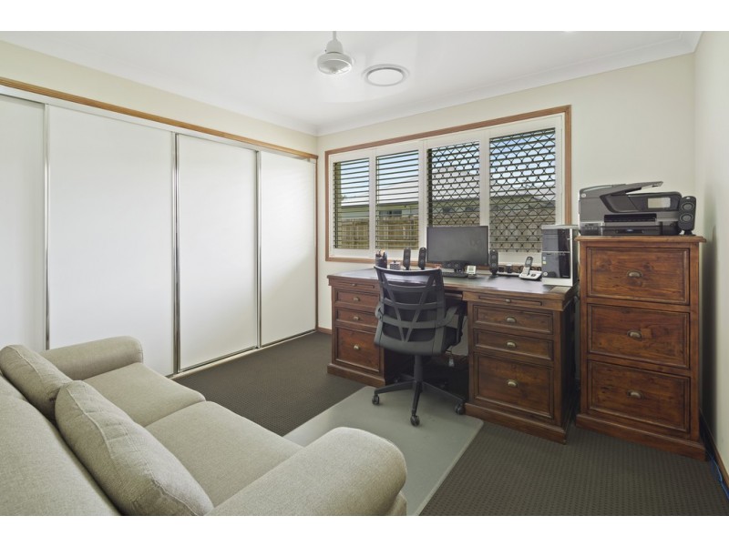 5 Henderson Street, Cannonvale QLD 4802