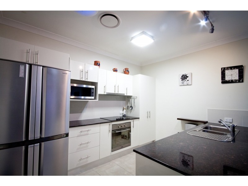 11 Bali Hi Place, Jubilee Pocket QLD 4802