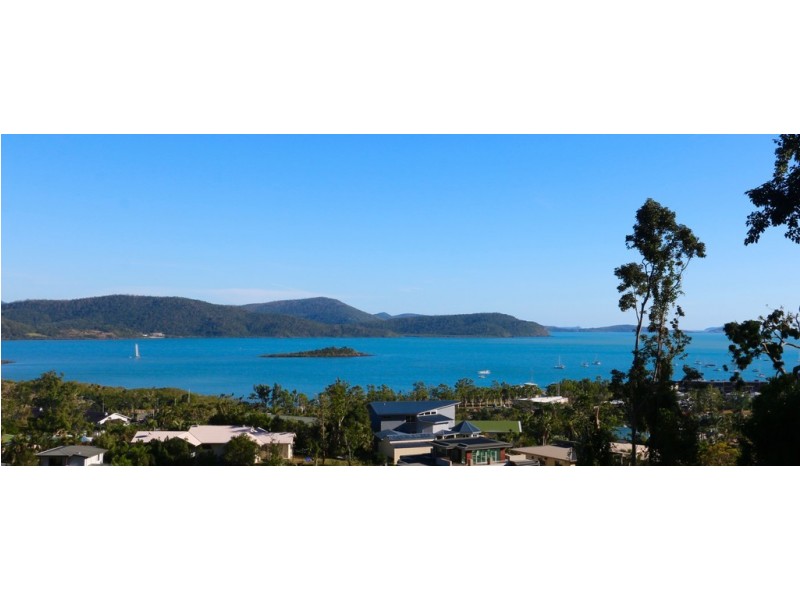 72 Eshelby Drive, Cannonvale QLD 4802