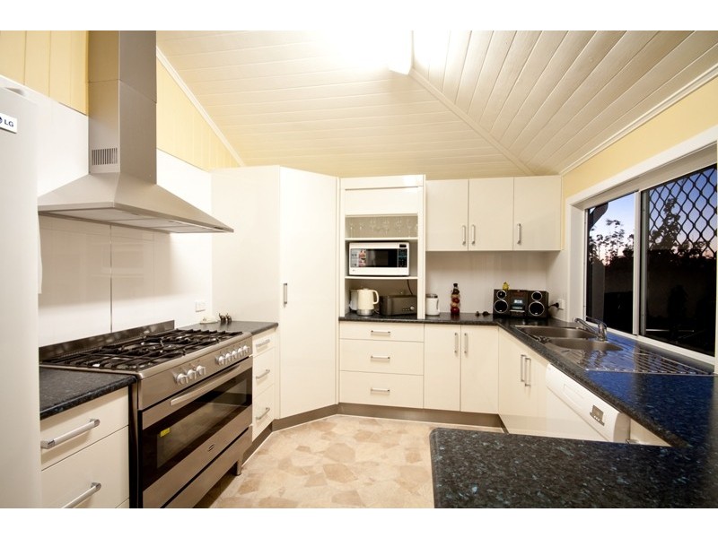 65 Faust Street, Proserpine QLD 4800