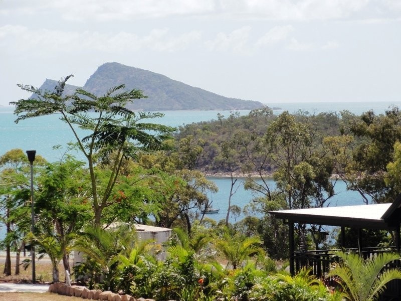 1 Olden Court, Hideaway Bay QLD 4800